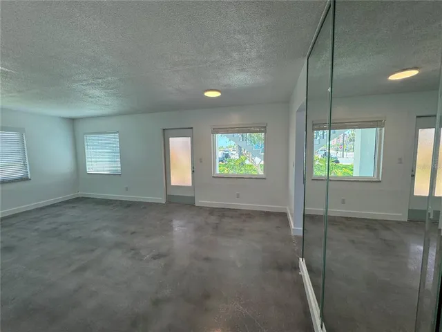 $1,495 | 11225 1st Street East, Treasure Island, FL 33706