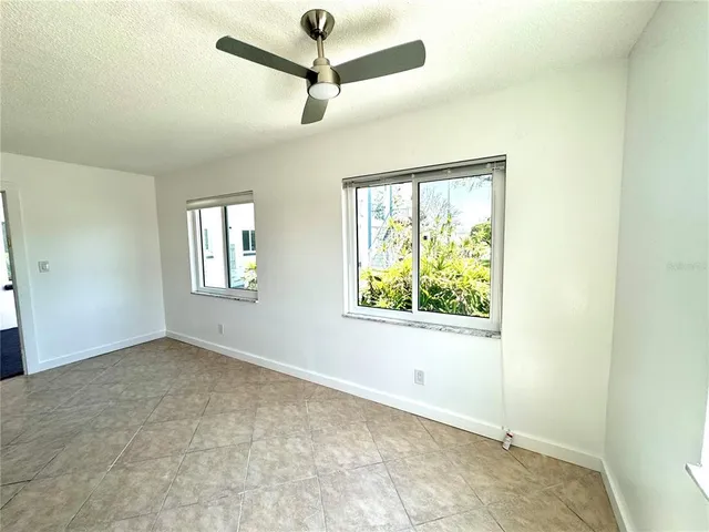$1,495 | 11225 1st Street East, Treasure Island, FL 33706