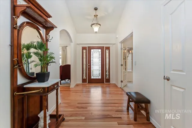 $629,900 | 2308 East Chimere Drive, Meridian, ID 83646