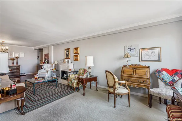 $350,000 | 18-50 211th Street, Unit 6H | Bay Terrace