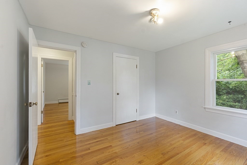 17 Shore Road Gardner, MA 01440 - Photo 25 of 42 Gallery Image 25
