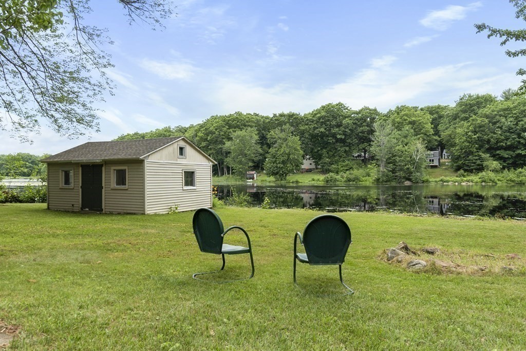 17 Shore Road Gardner, MA 01440 - Photo 5 of 42 Gallery Image 5