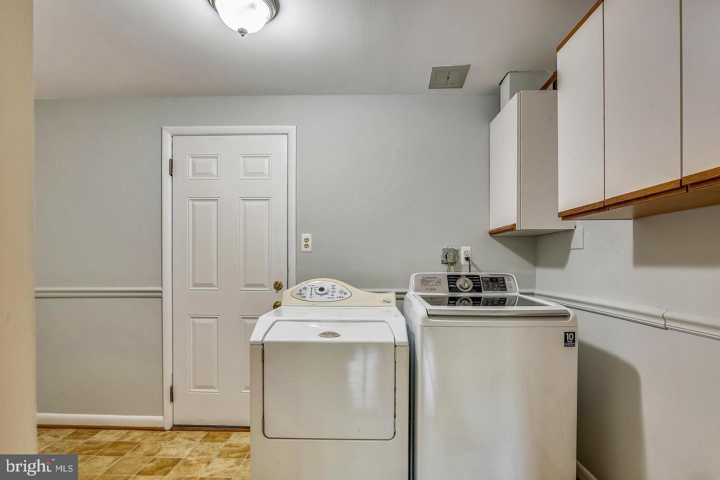 15428 Wembrough Street Silver Spring, MD 20905 - Photo 16 of 36 Laundry Room Off Family