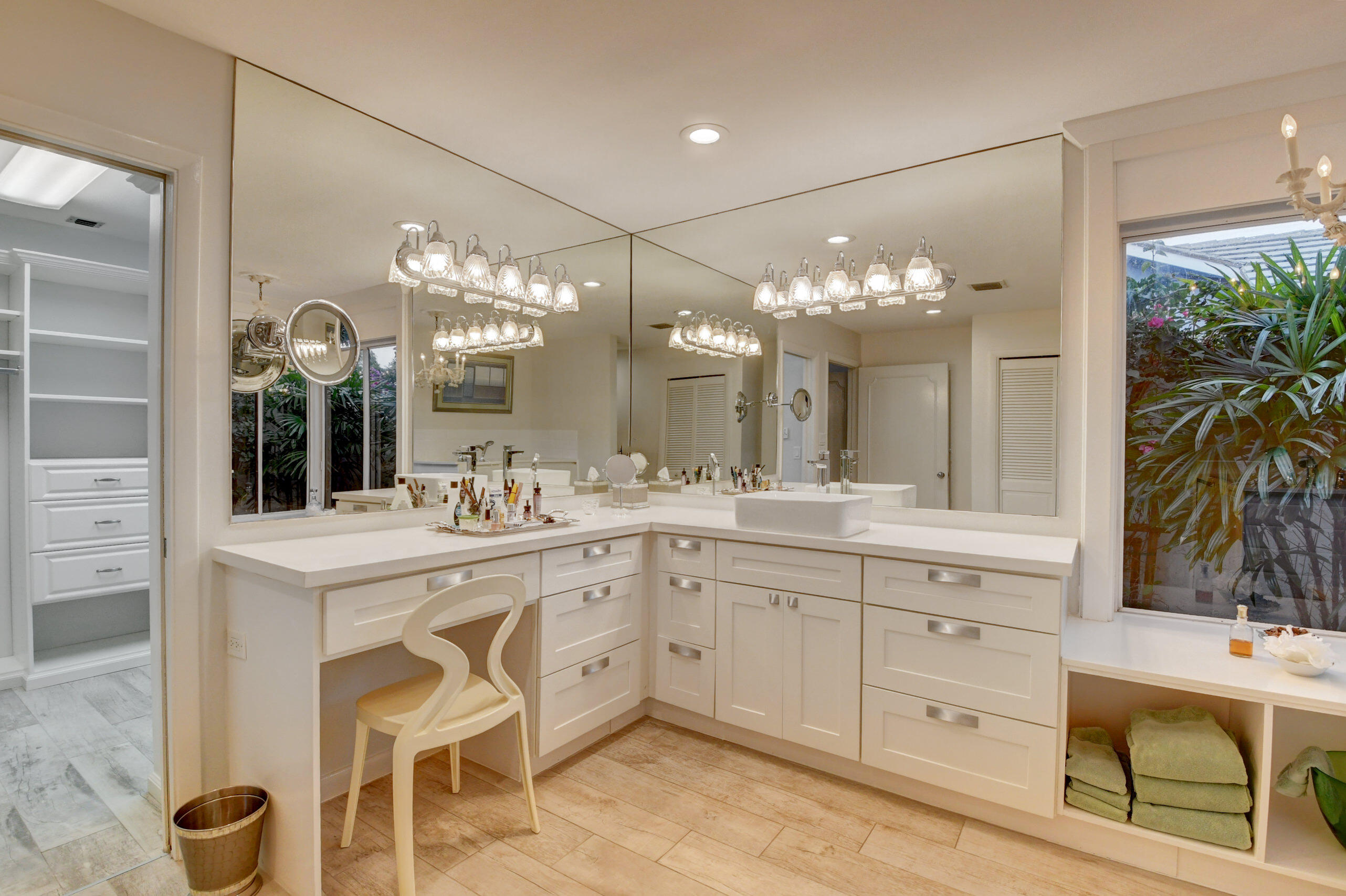 4311 Bocaire Boulevard Boca Raton, FL 33487 - Photo 39 of 88 38_dsc_1691_2_3_4_5