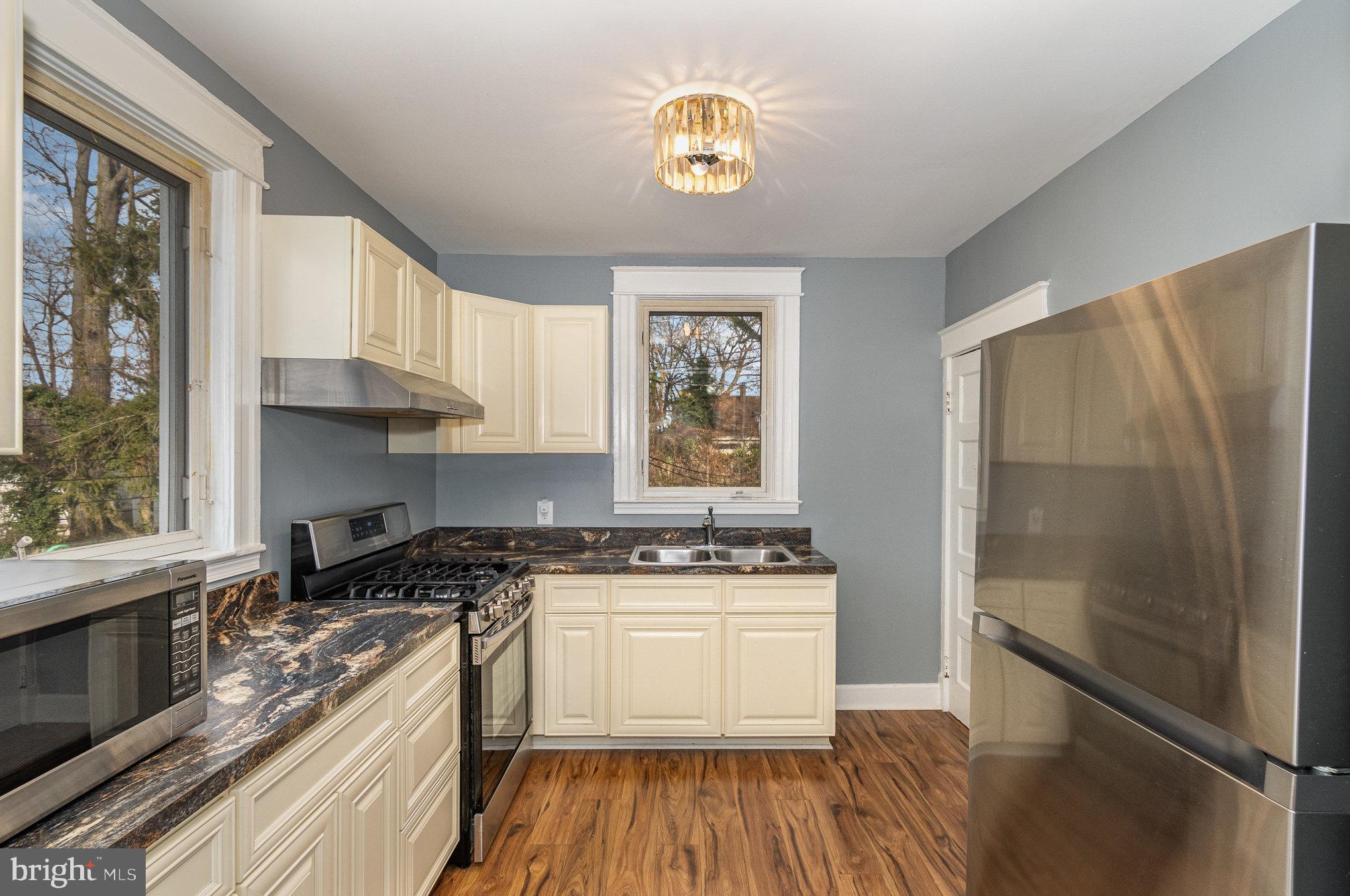 5913 Highgate Drive Baltimore, MD 21215 - Photo 13 of 36