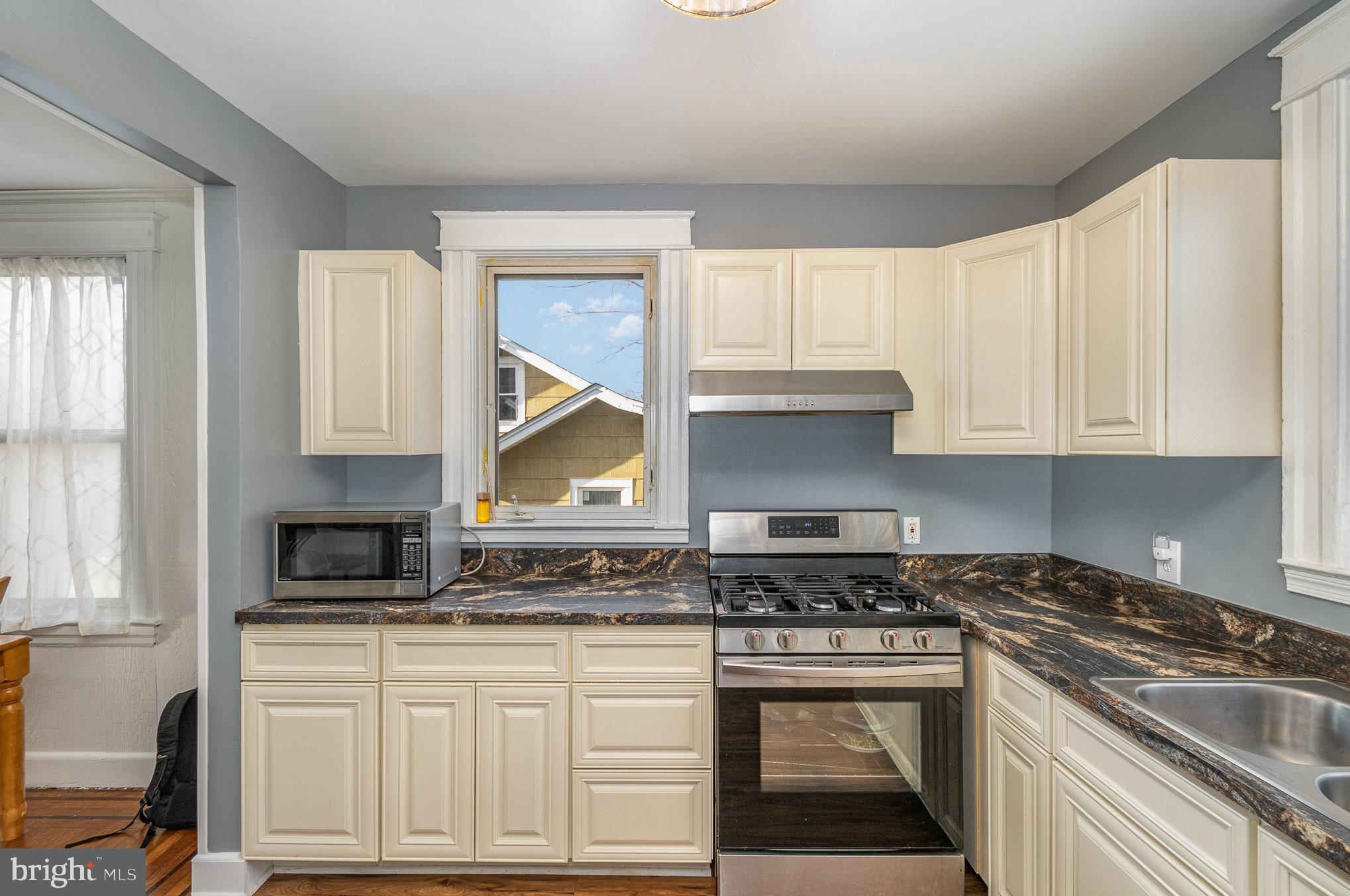 5913 Highgate Drive Baltimore, MD 21215 - Photo 14 of 36