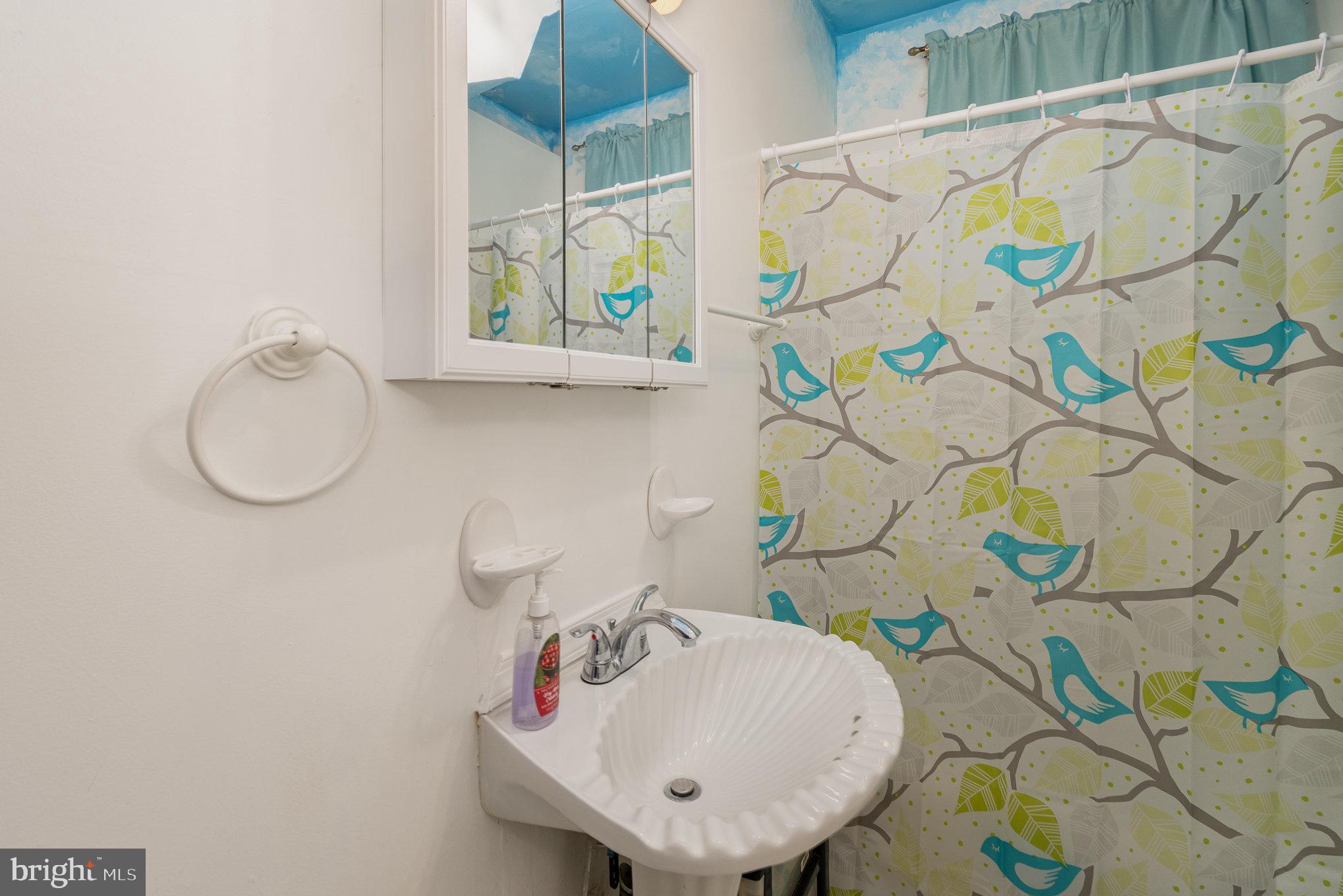 5913 Highgate Drive Baltimore, MD 21215 - Photo 18 of 36