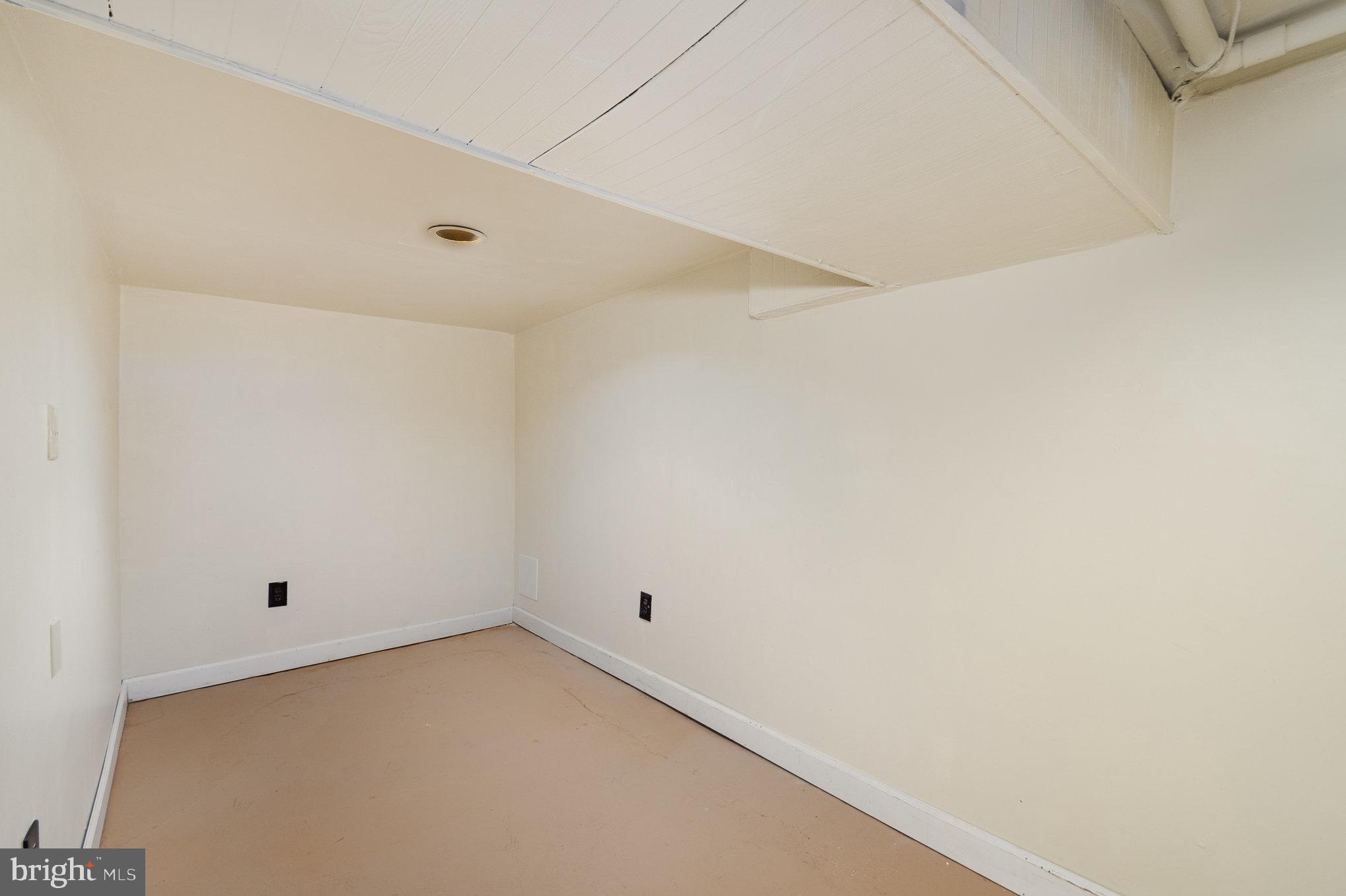 5913 Highgate Drive Baltimore, MD 21215 - Photo 26 of 36