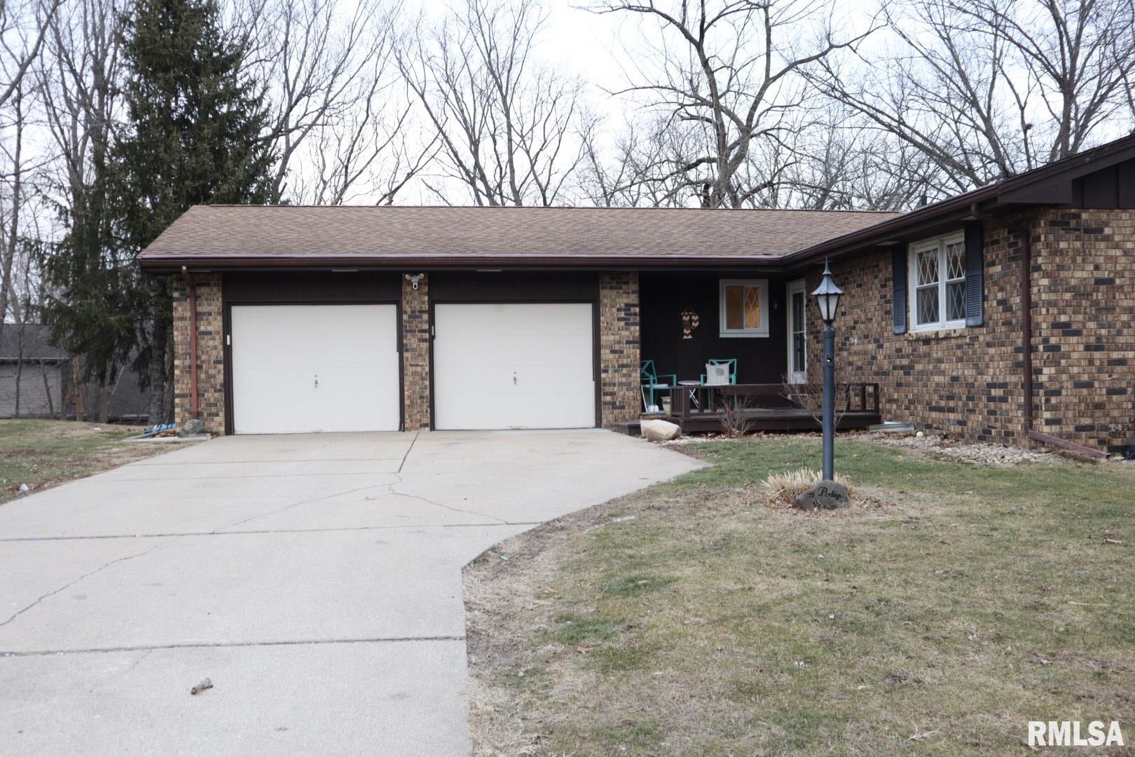 4818 South Queen Aleta Court Mapleton, IL 61547 - Photo 2 of 54 Gallery Image 2