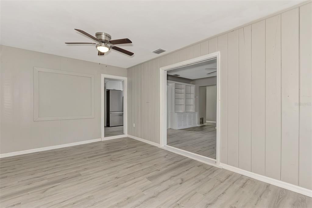 1891 Prospect Street Sarasota, FL 34239 - Photo 19 of 29