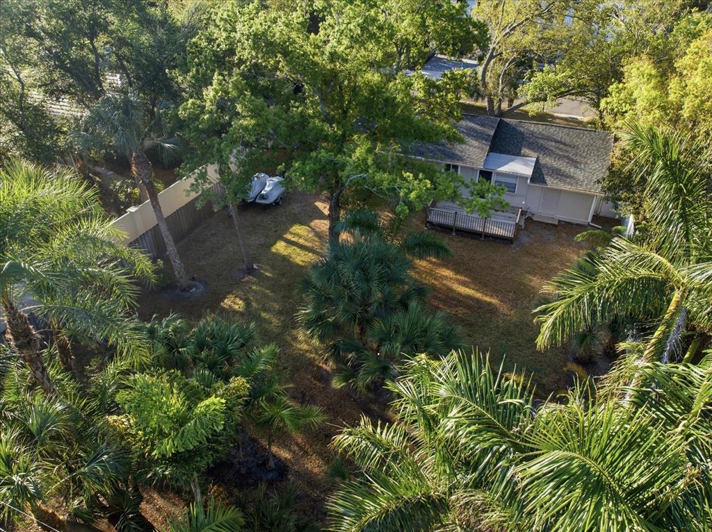 1891 Prospect Street Sarasota, FL 34239 - Photo 8 of 29