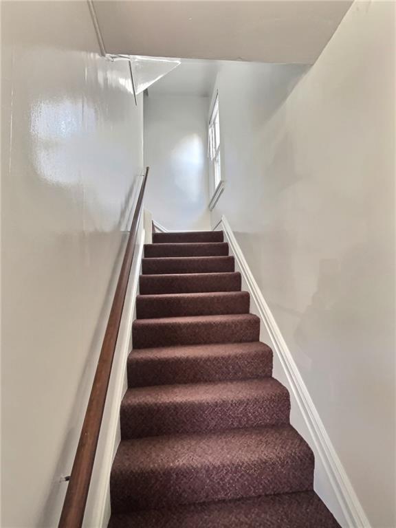 724 Washington Street, Unit 2 Sewickley, PA 15143 - Photo 15 of 18 a view of entryway