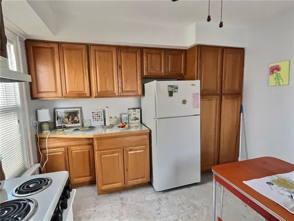 $1,200 | 724 Washington Street, Unit 2, Sewickley, PA 15143