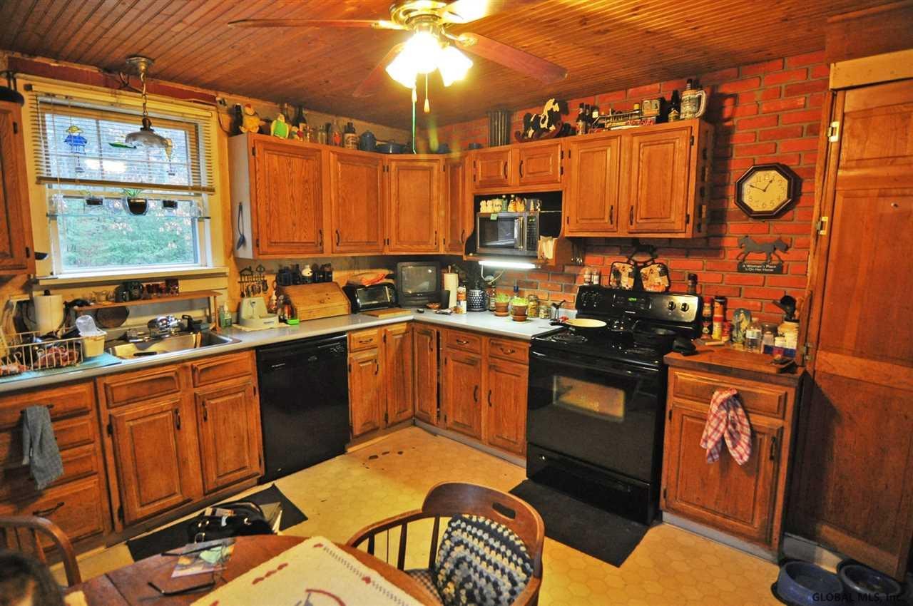 142 Stewart Point Road Schodack, NY 12123 - Photo 13 of 19 Photo 13