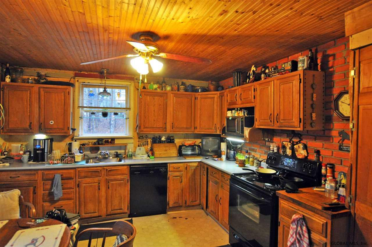 142 Stewart Point Road Schodack, NY 12123 - Photo 2 of 19 Photo 2