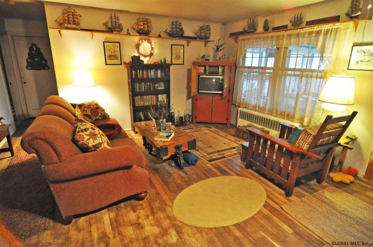 142 Stewart Point Road Schodack, NY 12123 - Photo 8 of 19 Photo 8