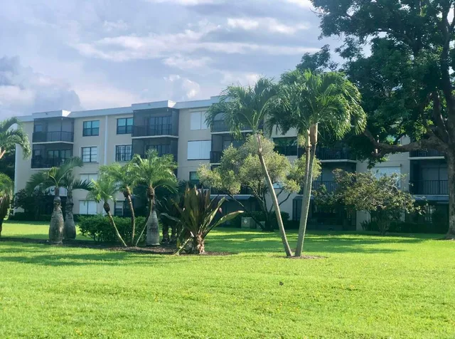 $2,600 | 300 North Hwy A1A, Unit 405M, Jupiter, FL 33477