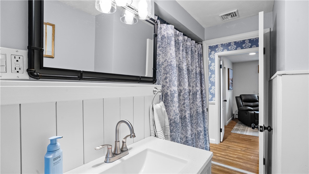 15 Shadbush Road Warwick, RI 02888 - Photo 20 of 38