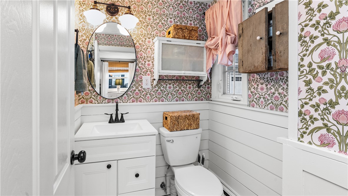 15 Shadbush Road Warwick, RI 02888 - Photo 26 of 38