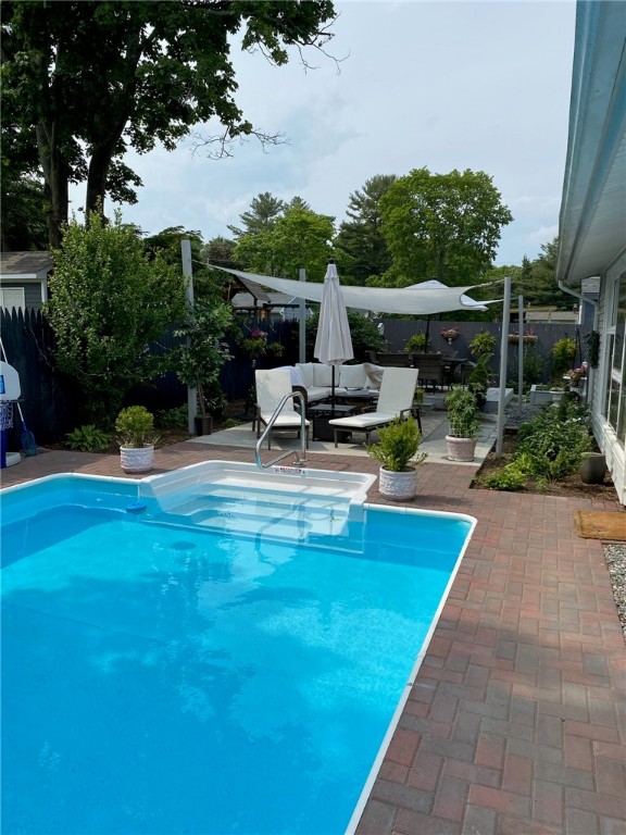 15 Shadbush Road Warwick, RI 02888 - Photo 37 of 38