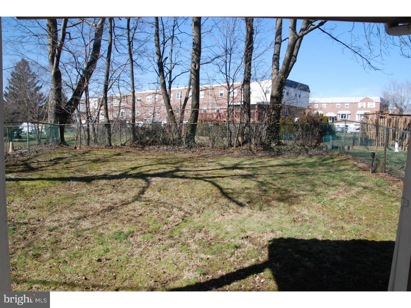 10200 West Keswick Road Philadelphia, PA 19114 - Photo 22 of 22 Back Yard