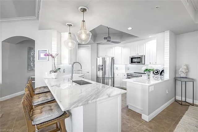 $789,000 | 2090 West First Street, Unit E2105, Fort Myers, FL 33901