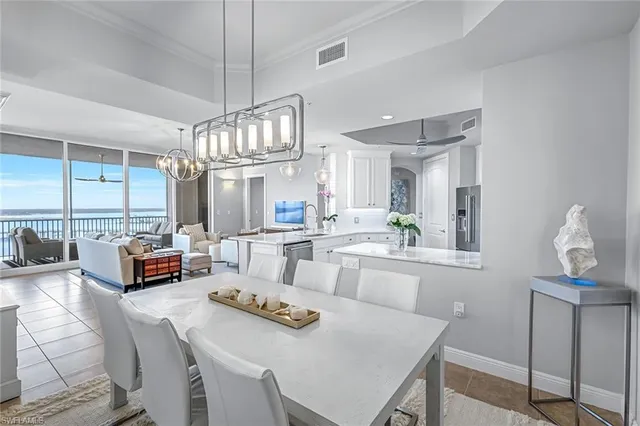 $789,000 | 2090 West First Street, Unit E2105, Fort Myers, FL 33901