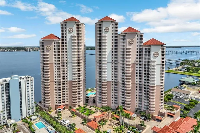 $789,000 | 2090 West First Street, Unit E2105, Fort Myers, FL 33901