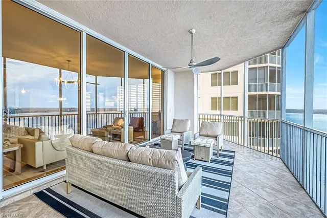 $789,000 | 2090 West First Street, Unit E2105, Fort Myers, FL 33901