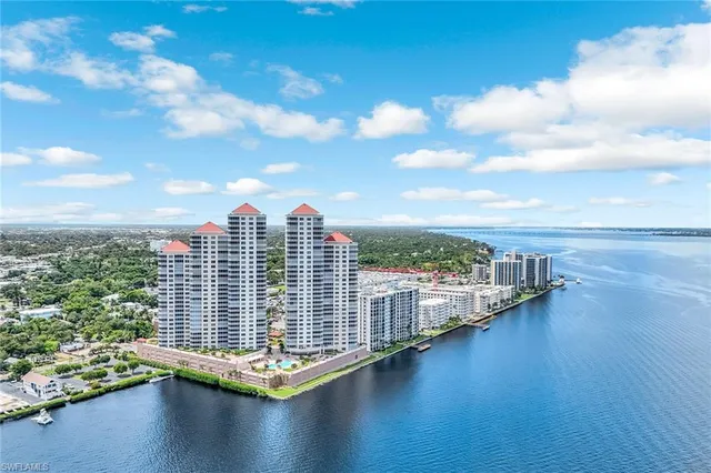 $789,000 | 2090 West First Street, Unit E2105, Fort Myers, FL 33901