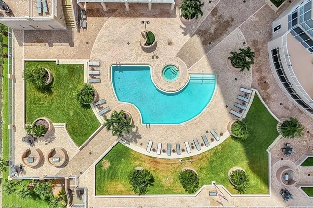 $789,000 | 2090 West First Street, Unit E2105, Fort Myers, FL 33901