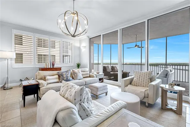 $789,000 | 2090 West First Street, Unit E2105, Fort Myers, FL 33901