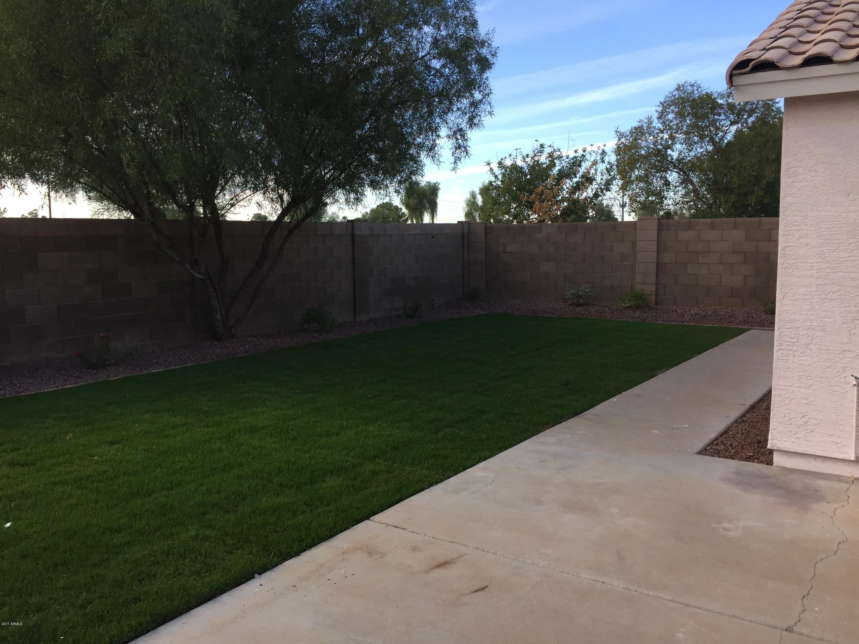 440 North Rochester Mesa, AZ 85205 - Photo 3 of 16 2017-10-31 15.01.21