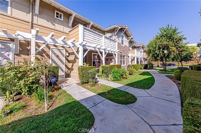 $469,900 | 735 Francesca Drive, Unit 202, Walnut, CA 91789