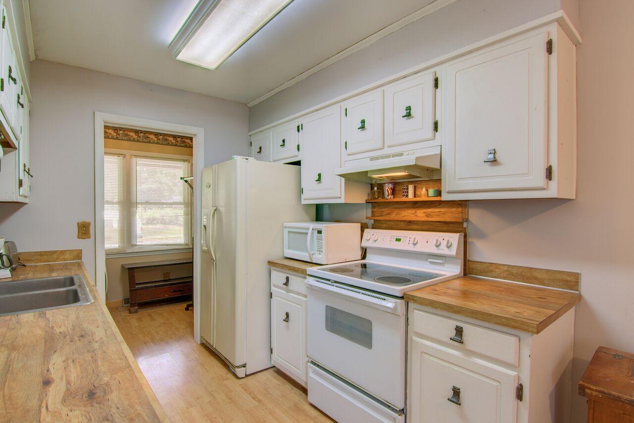 187 Tall Pines Road Ladson, SC 29456 - Photo 13 of 31 13