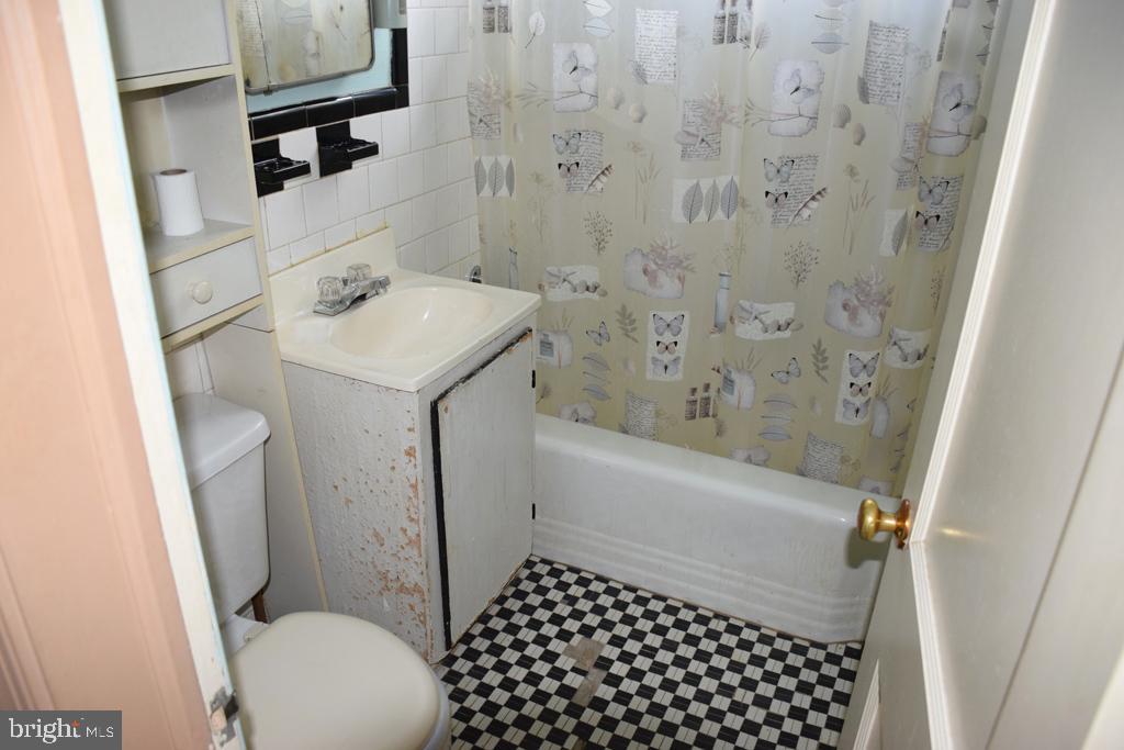 515 South Rolling Road Baltimore, MD 21228 - Photo 13 of 16 Gallery Image 13