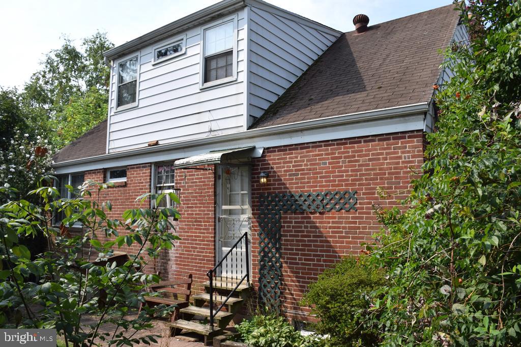 515 South Rolling Road Baltimore, MD 21228 - Photo 4 of 16 Gallery Image 4