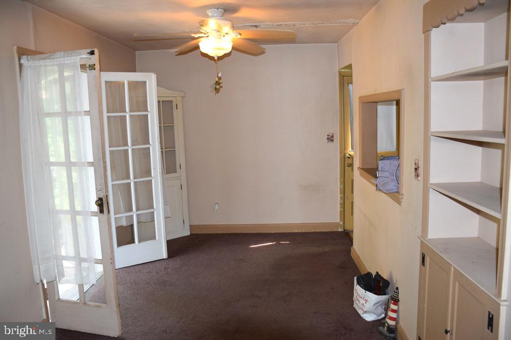 515 South Rolling Road Baltimore, MD 21228 - Photo 9 of 16 Gallery Image 9