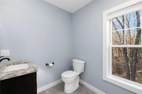 $535,000 | 30 Tiffany Road, Coventry, RI 02816