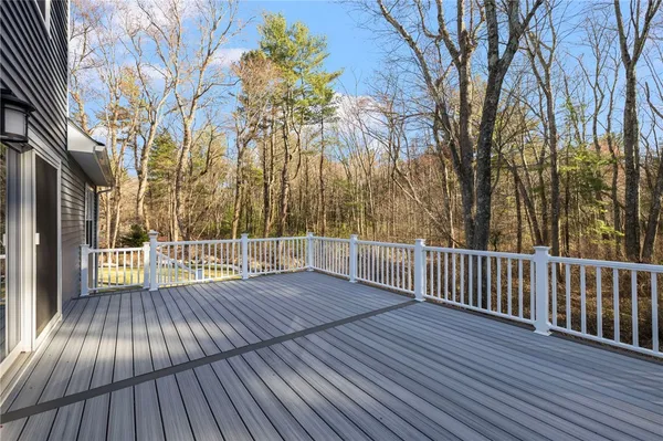 $535,000 | 30 Tiffany Road, Coventry, RI 02816