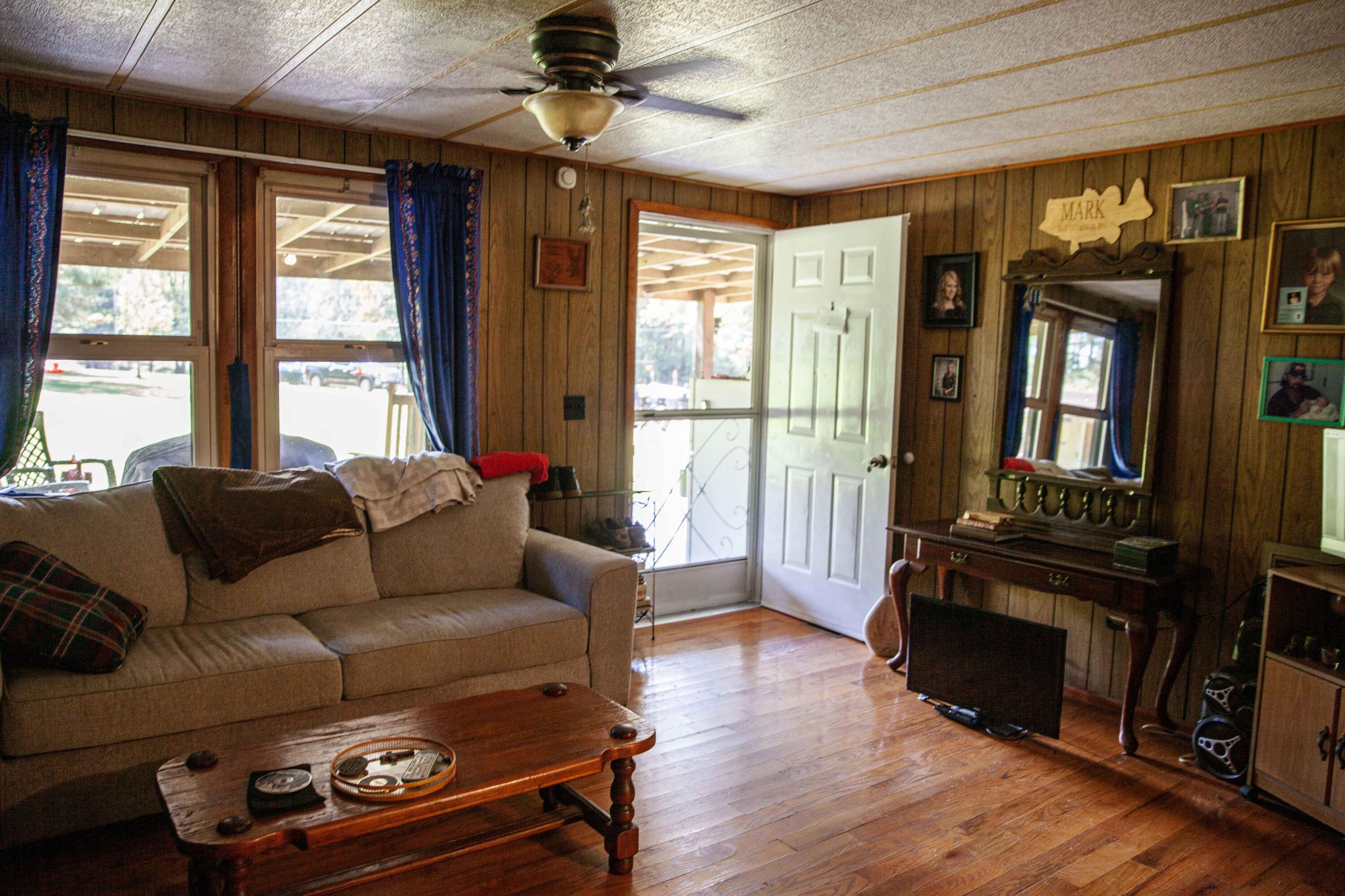 Undisclosed Address Appling, GA 30802 - Photo 15 of 28 2FamilyRoom