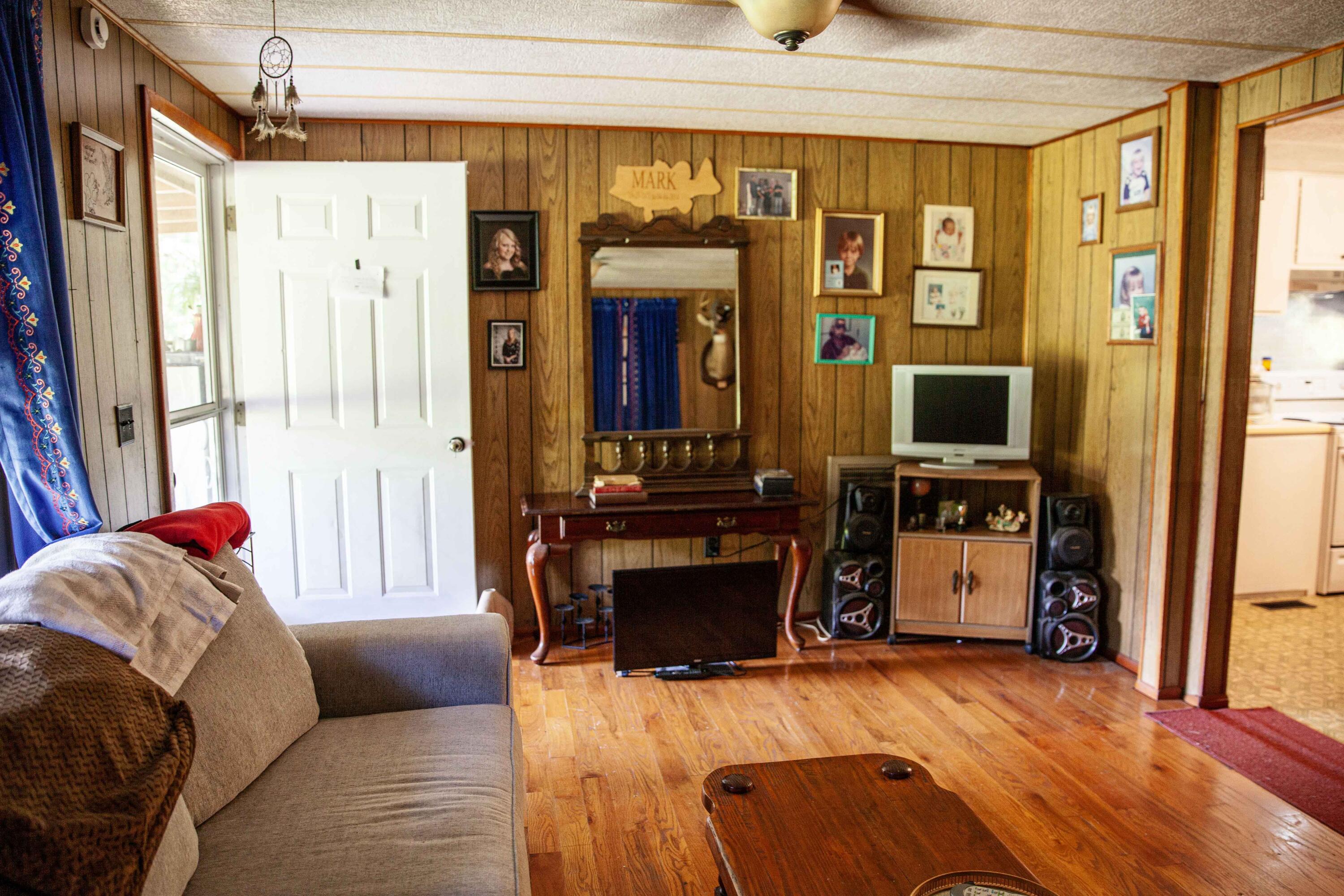 Undisclosed Address Appling, GA 30802 - Photo 17 of 28 2FamilyRoom3