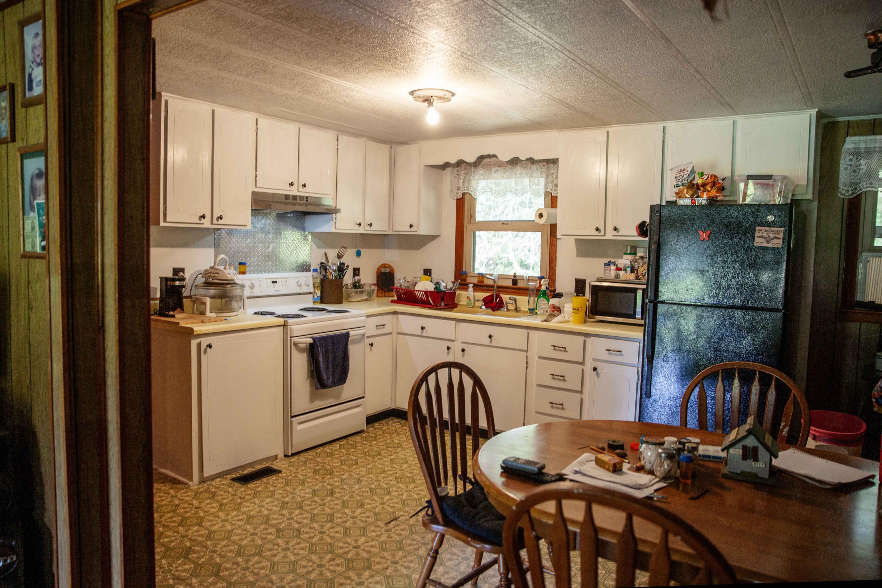Undisclosed Address Appling, GA 30802 - Photo 19 of 28 3Kitchen
