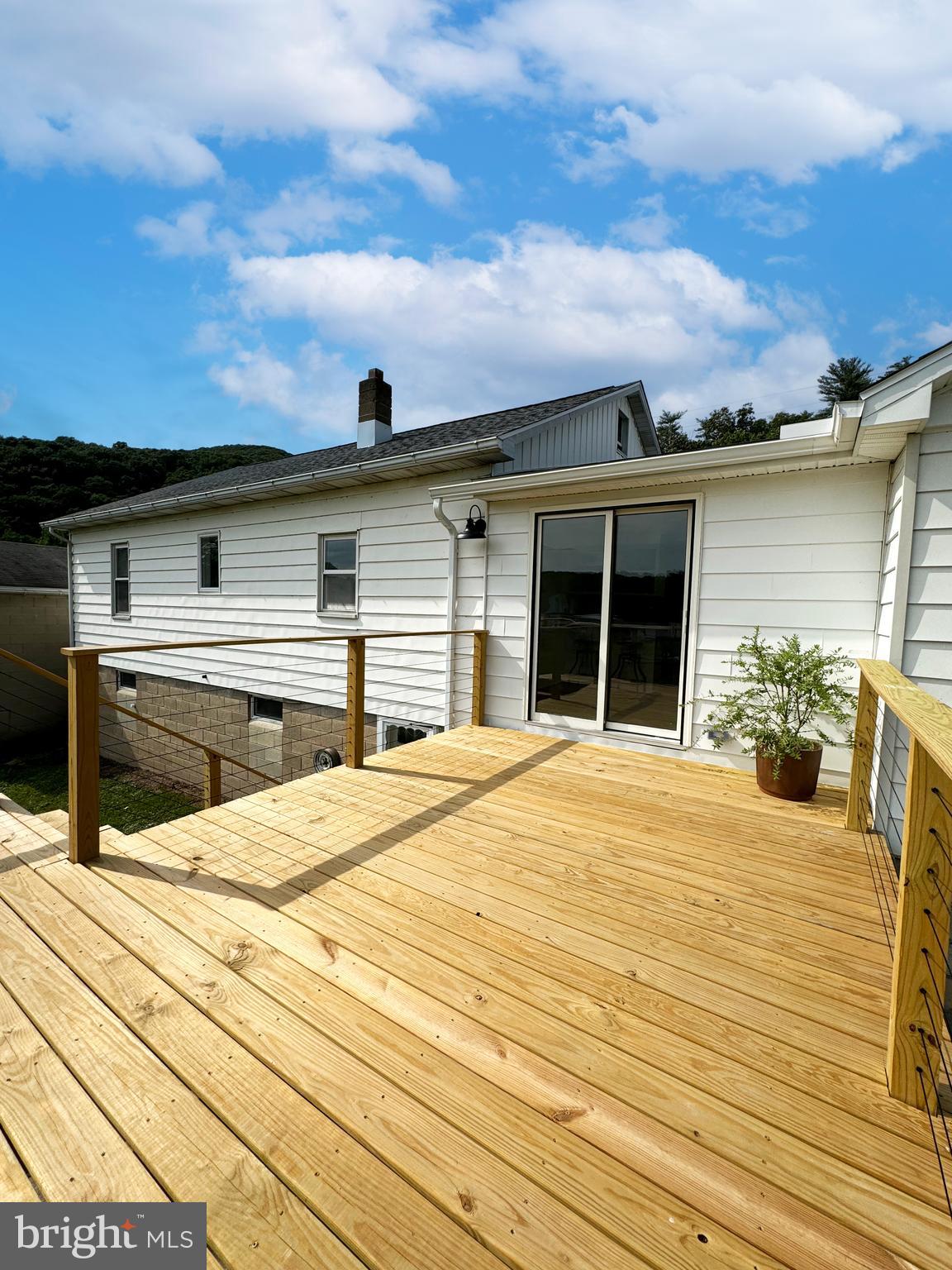 124 Fearnot Road Lykens, PA 17048 - Photo 54 of 58 Brand New Porch - Corner View