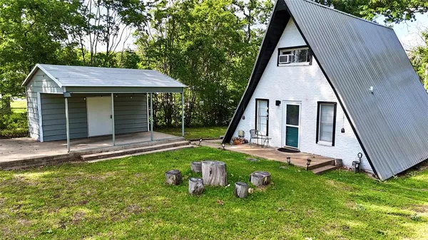 $1,400 | 467 Old Mill Lane, East Tawakoni, TX 75472