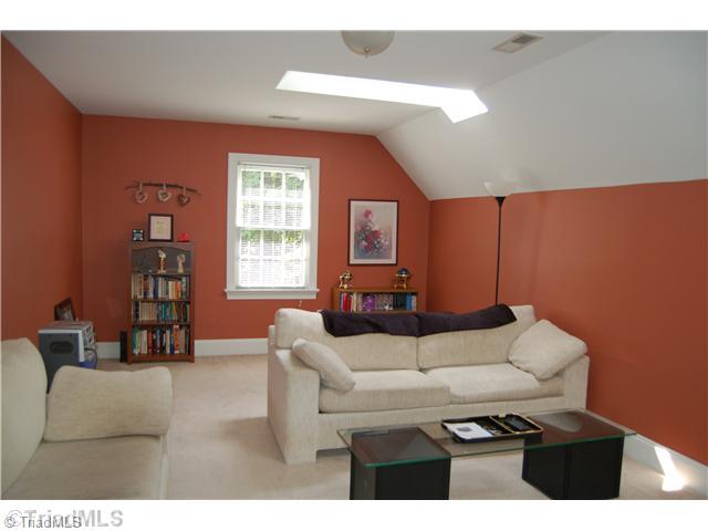 8400 Case Ridge Drive Oak Ridge, NC 27310 - Photo 12 of 16 Bonus.