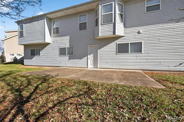 $429,900 | 940 Hampshire Heath Drive, Dardenne Prairie, MO 63368