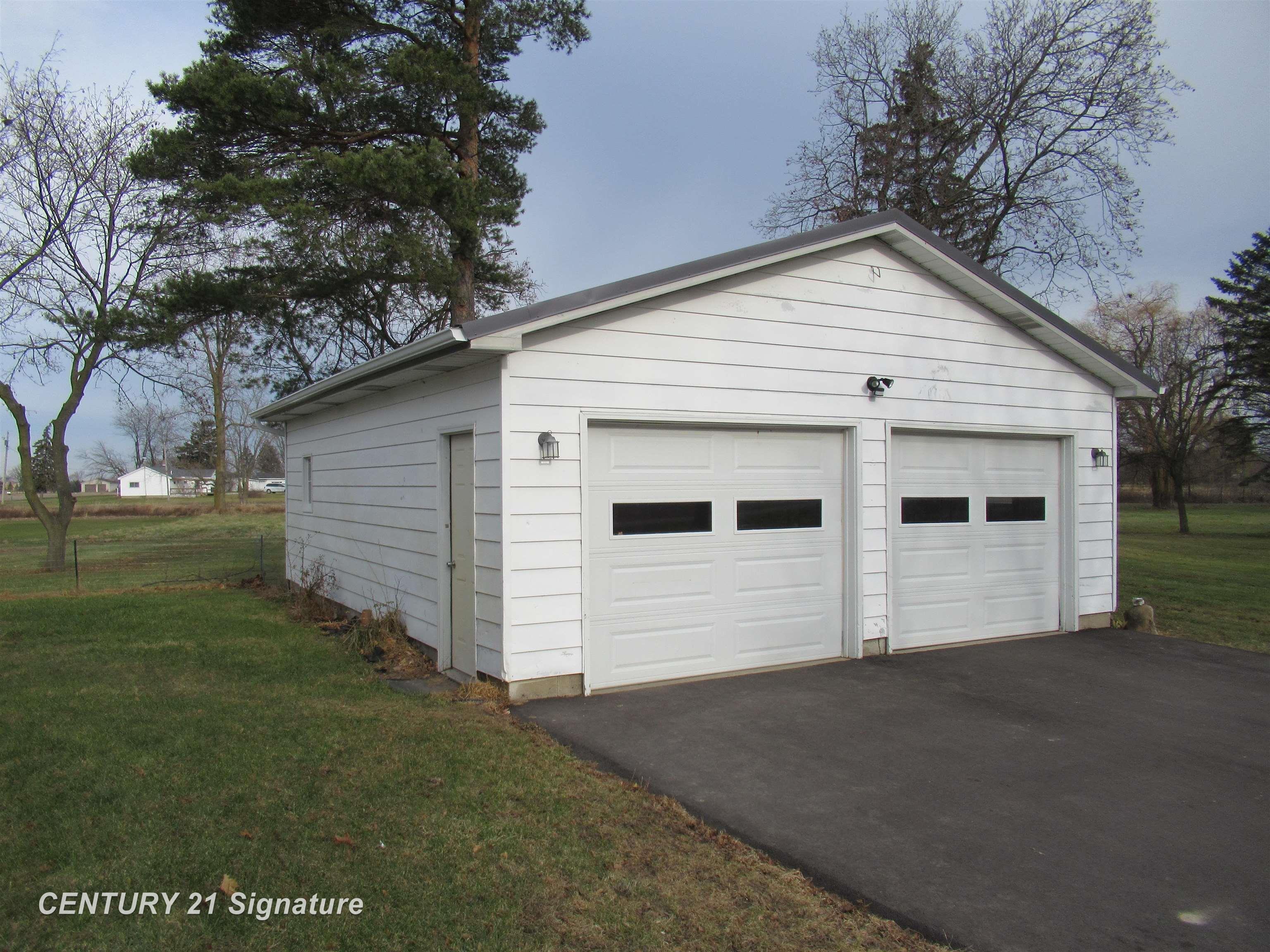 6047 Serr Road Corunna, MI 48817 - Photo 18 of 29 Gallery Image 18