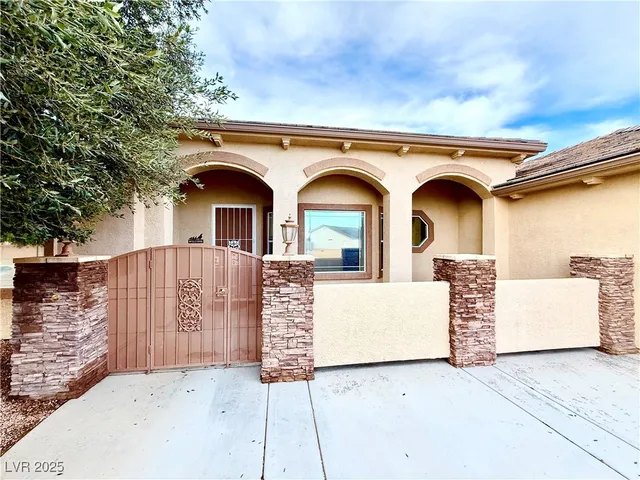 $2,300 | 6780 Sandpebble Street, Pahrump, NV 89061