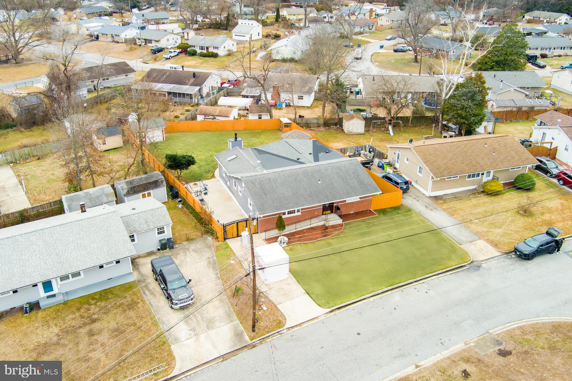 903 Wingfield Road Woodbridge, VA 22191 - Photo 13 of 85 Virtual landscaping (grass added)